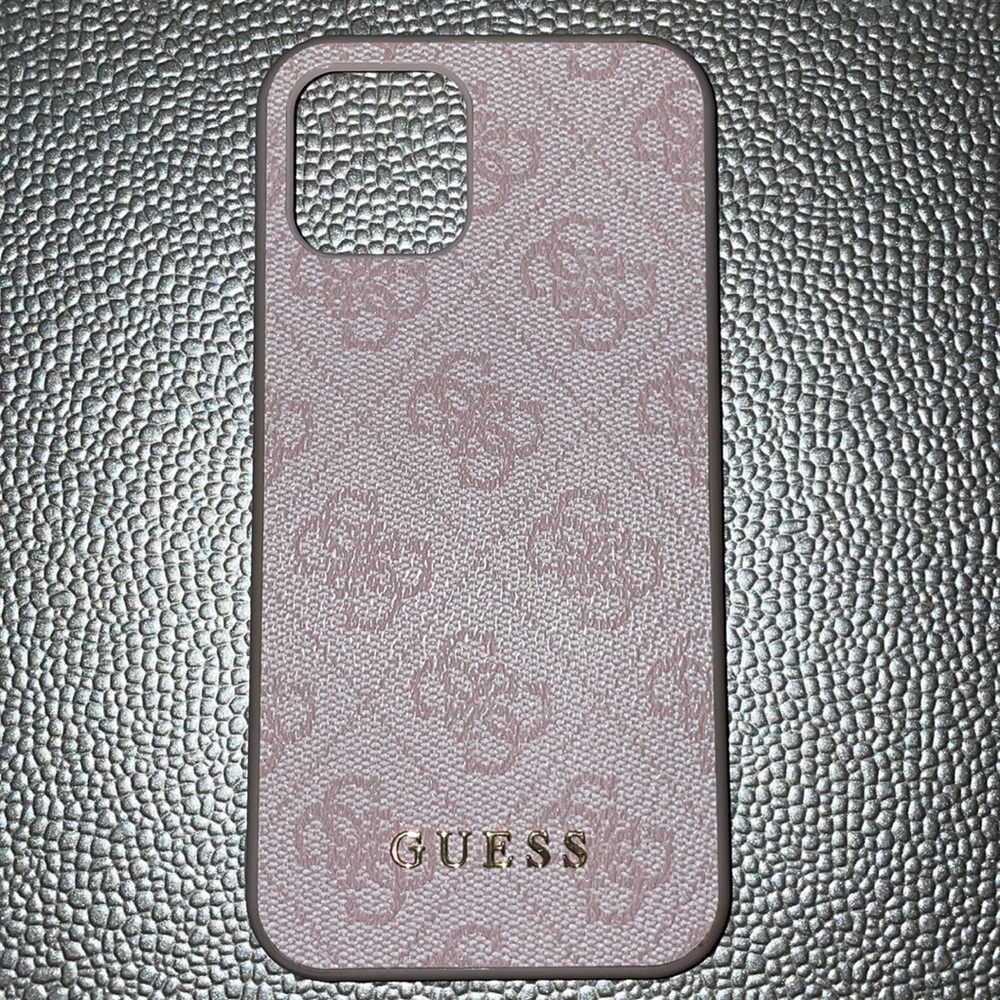 iPhone 12 Guess case